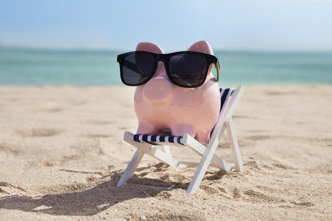 Свинка на пляже