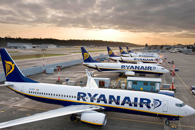 Европейская комиссия обнаружила, что австрийский аэропорт незаконно выделял миллионы евро лоукостам Ryanair, TUIfly и HLX.