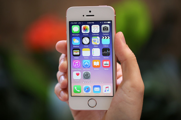 Компания Foxconn, на которой собирают технику Apple, может перенести производство iPhone в США.
