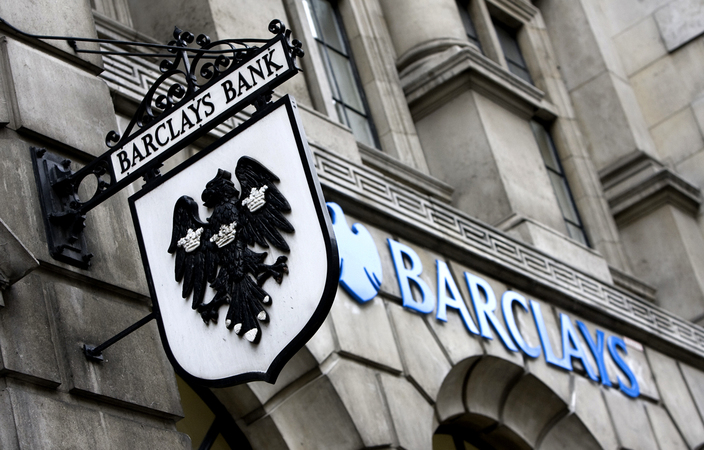 Крупные инвестиционные банки уже через несколько недель начнут процесс переноса операций из Лондона в другие финансовые центры в Евросоюзе.