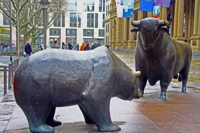 Еврокомиссия заблокировала сделку по объединению Франкфуртской биржи (Deutsche Boerse) и Лондонской биржи (London Stock Exchange).