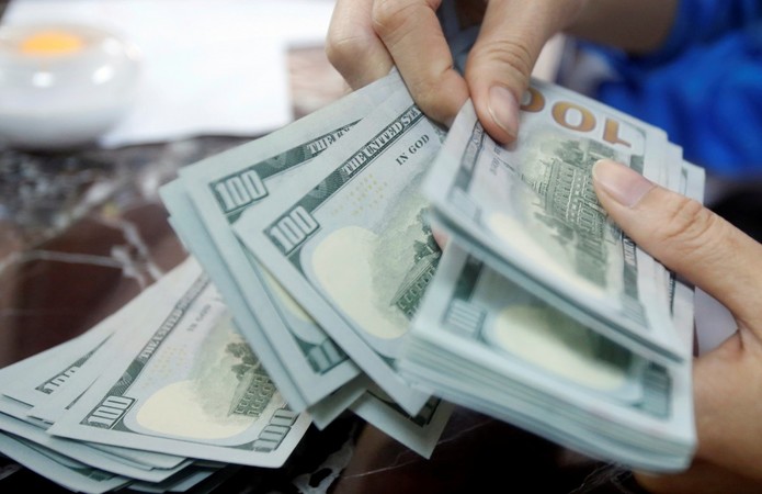 По состоянию на 31 марта Нацбанк в ходе операций для пополнения международных резервов на межбанковском валютном рынке купил $131 миллион.