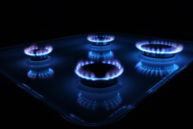 НКРЭКУ отменила свое решение об установлении с 1 апреля для населения и промышленных потребителей тарифы за распределение природного газа как плату за подсоединенную мощность (так называемую, абонплату за пользование газовой инфраструктурой).