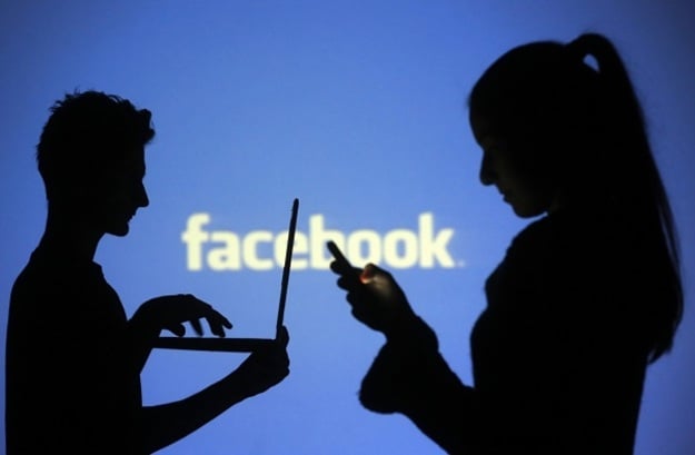 Еврокомиссия оштрафовала Facebook на 110 млн евро, обвинив компанию в том, что она представила заведомо ложную информацию при покупке мессенджера WhatsApp в 2014 году.