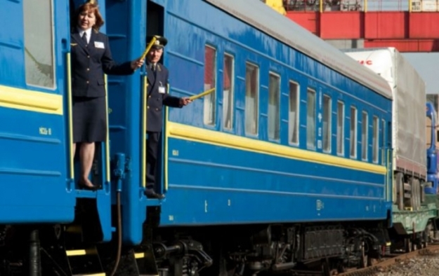 В ближайшие недели Укрзализныця установит на вокзале в Киеве первые терминалы самообслуживания для приобретения билетов.