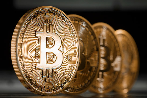 Курс Bitcoin 20 мая впервые превысил $2 тыс.