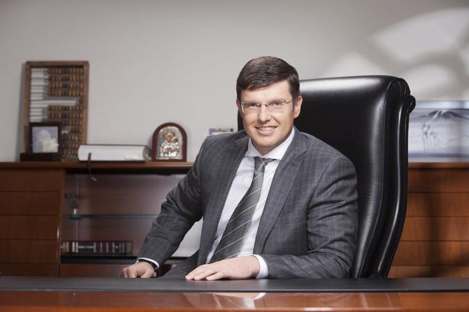 Глава Диамантбанка Олег Ходачук заявил, что заявка на переходный банк на базе банка инвестором подана.