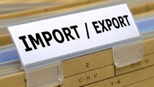 В январе-апреле 2017 экспорт товаров составил 13709, 1 млн долларов США, импорт — 14597,0 млн долл.