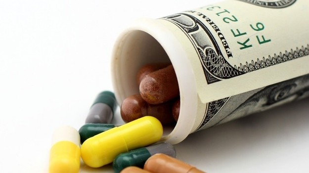 Министерство здравоохранения установит новые референтные цены на лекарственные препараты по программе реимбурсации в июле.