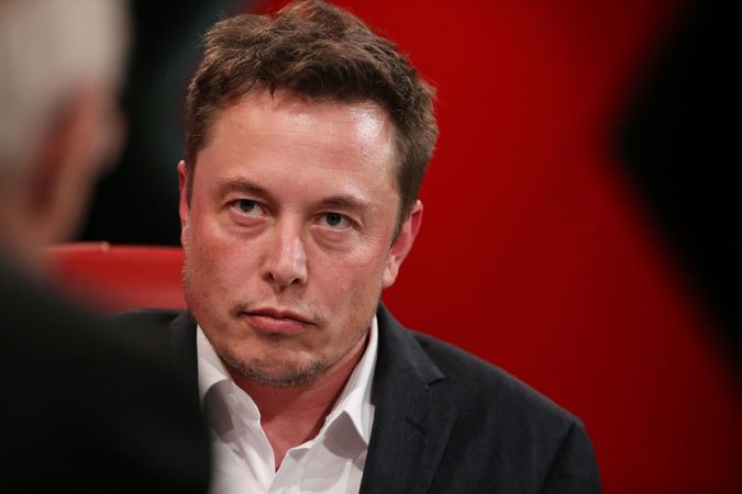 Глава SpaceX и Tesla Илон Маск выкупил домен X.com у компании PayPal, один из основателей которой был предприниматель.