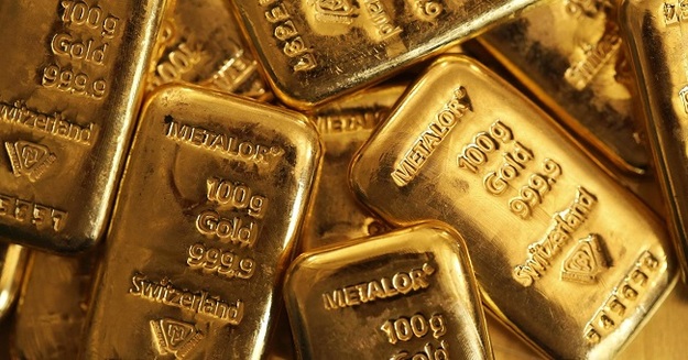 Национальный банк понизил официальный курс золота и курс серебра.