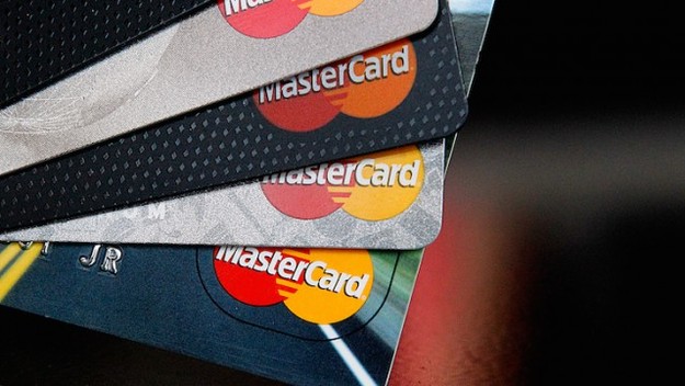 Коллективный иск против MasterCard на 18 млрд долларов не следует допускать к судебному разбирательству.
