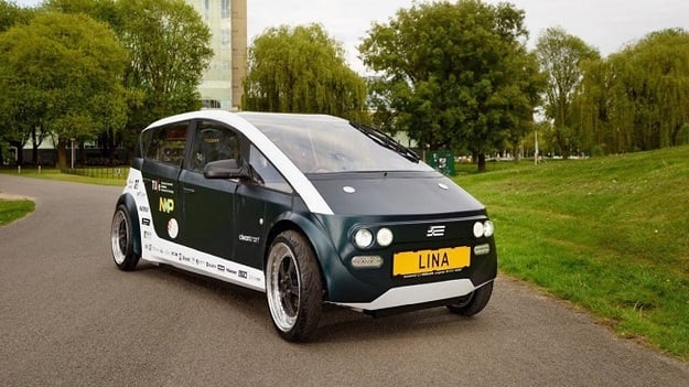 Группа голландских студентов создала биоразлагающийся электромобиль Lina, кузов которого состоит из свеклы и льна.