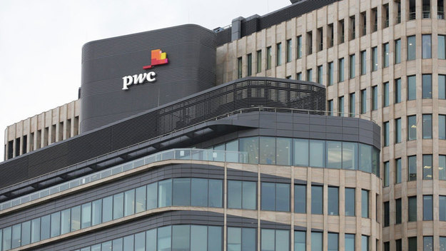 Британский Совет по финансовой отчетности (FRC) оштрафовал PricewaterhouseCoopers (PwC) на рекордную в своей истории сумму из-за ошибок, которые компания совершила при аудите финансовой фирмы RSM Tenon Group Plc.