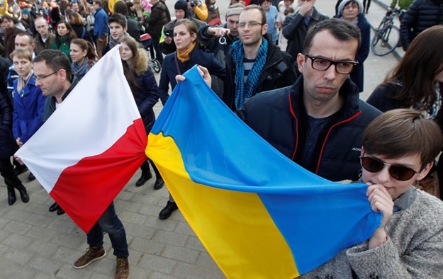 За полгода Польша выдала украинским заробитчанам 95 тыс. виз