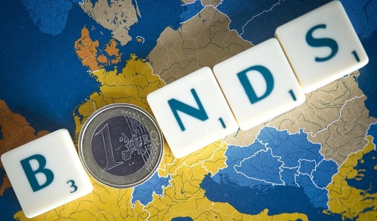 Впервые за несколько лет Украина вышла на международные финансовые рынки и разместила еврооблигации.