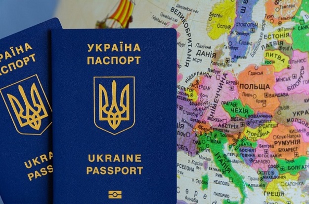 С начала 2017 года в Украине около 2,5 млн граждан получили биометрические загранпаспорта.