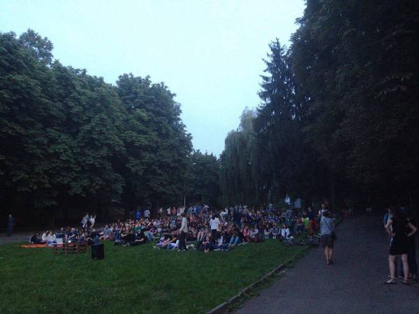 Завершився другий сезон соціального проекту«Кіно в парку з KredoBank», який започатковано минулого року «Кредобанком» спільно з Парком Культури та відпочинку ім.