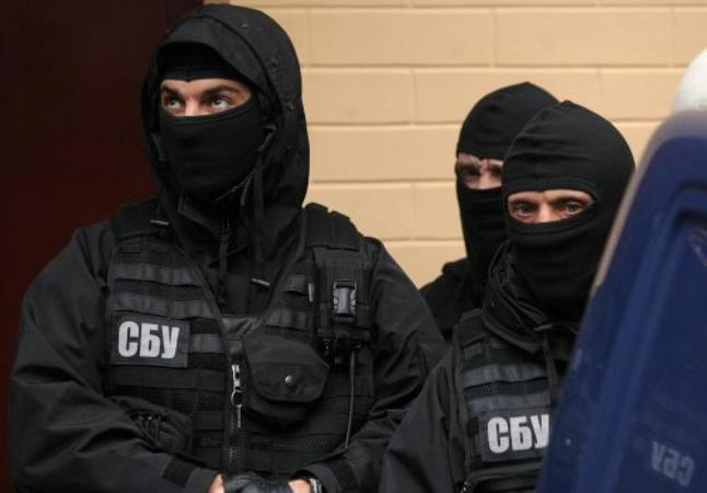В Запорожье Служба безопасности Украины задержала группу, которая занималась подделкой купюр.