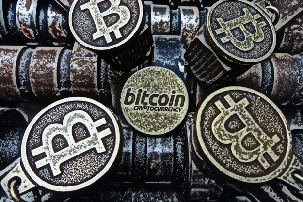 Оператор цифрових валют Coinbase надав можливість клієнтам американських банків миттєво купувати біткоіни, Ethereum і Litecoin на суму до $25 тисяч.