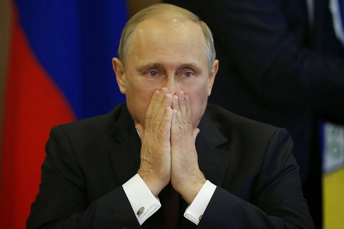 Соединенные Штаты вполне могут выиграть войну против президента России Владимира Путина мирными средствами, и даже «не выходя из дома», — считает шведский экономист, старший научный сотрудник Atlantic Council Андерс Аслунд.