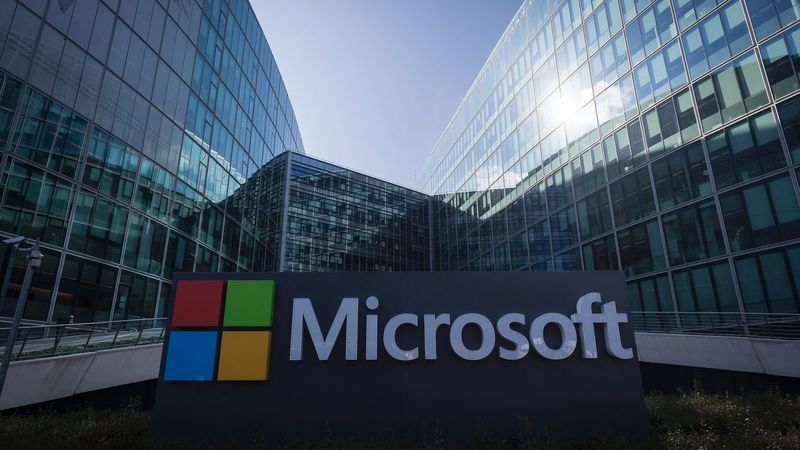 Ринкова капіталізація світового розробника програмного забезпечення компанії Microsoft за підсумками торгів у четвер перевищила позначку в $600 млрд доларів.