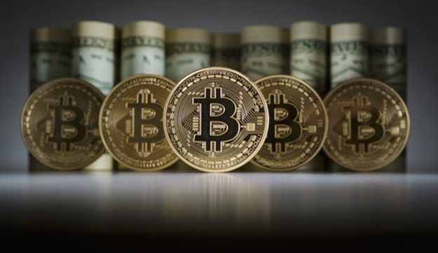 По состоянию на 10:00, 6 ноября, курс Bitcoin снизился до $7339.