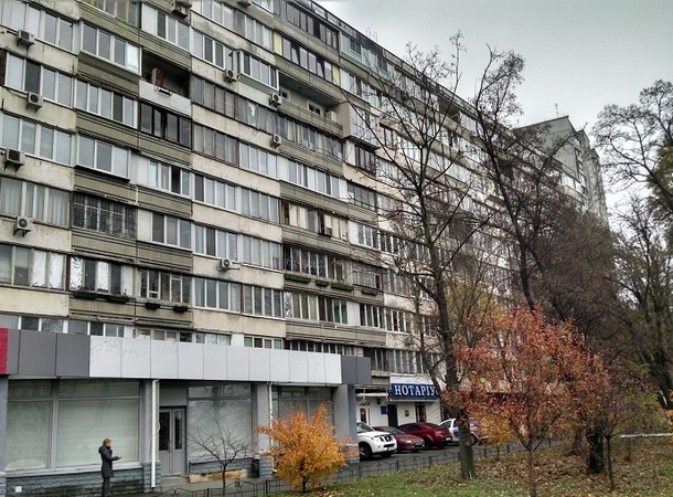 Найдешевшу двокімнатну квартиру в листопаді продавали в Хмельницькому — всього за $13500, найдорожчу — в Києві — за $ 40000.