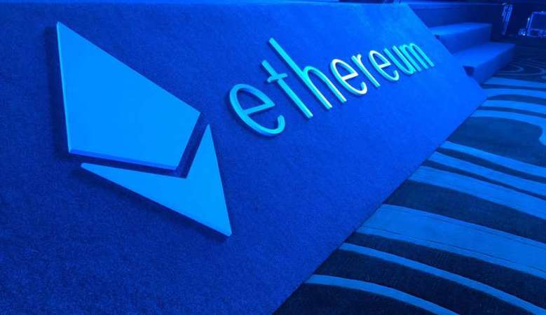 24 ноября стоимость криптовалюты Ethereum превысила $400.