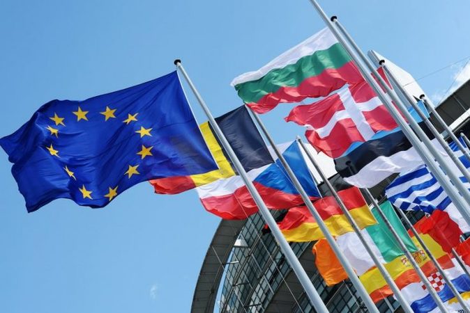 Єврокомісія оприлюднила нові заходи, покликані покращити захист системи податку на додану вартість (ПДВ) в ЄС від махінацій і закрити лазівки для шахрайства з ПДВ в великих розмірах.
