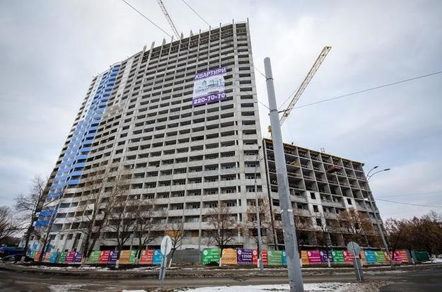 Рынок жилой недвижимости Киева за последние 4 года подвергся влиянию стольких внешних факторов, что рядовой покупатель мог окончательно запутаться в том существует ли на рынке «пузырь» в виде огромного количества избыточного предложения, или наоборот – ур