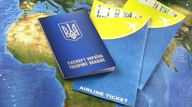 11 декабря ровно полгода, как граждане Украины свободно пользуются правом безвизовых поездок в страны ЕС, за исключением Великобритании и Ирландии и включая четыре шенгенские государства — Исландию, Лихтенштейн, Норвегию и Швейцарию.