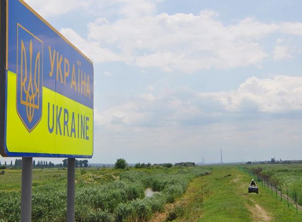 Кабмин продлил запрет на ввоз в Украину утвержденного перечня российских товаров до 31 декабря 2018 года.