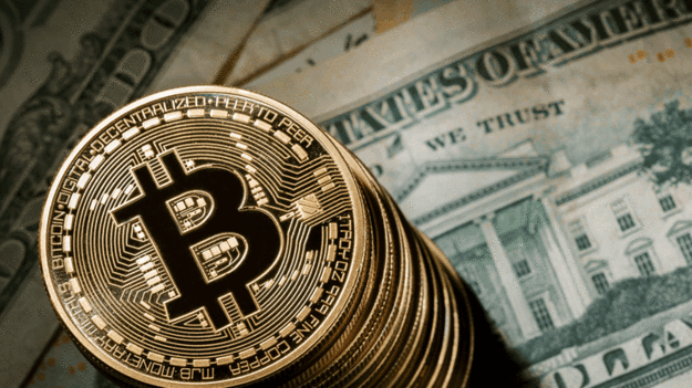 Вперше з 2015 року криптовалюта Bitcoin почала новий рік з падіння — до позначки в 19 511 доларів, досягнутої 18 грудня.