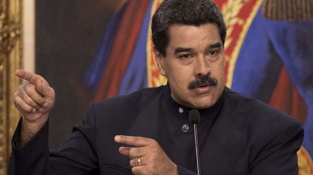 Президент Венесуэлы Мадуро распорядился о выпуске первых 100 миллионов Petro, национальной криптовалюты, обеспеченной нефтью.