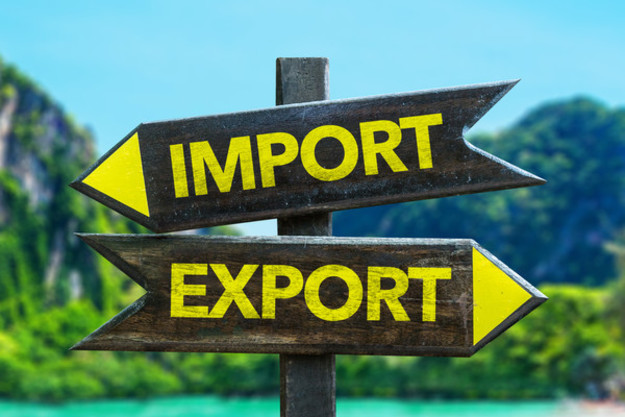 В январе-ноябре 2017 года экспорт товаров составил $39,48 млрд, импорт — $44,69 млрд.