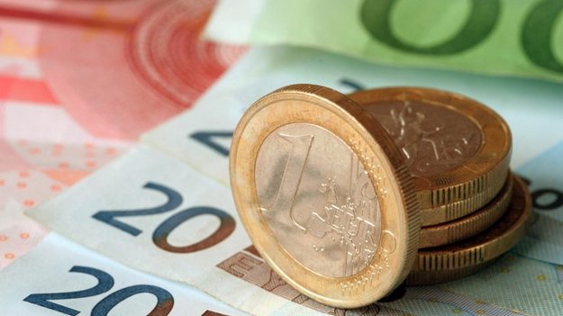 Міжбанківські валютні торги, в середу, 17 січня, відкрилися котируваннями в діапазоні 28,62/28,64 грн за долар, євро — 34,96/34,98.