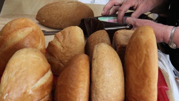 Об'єднання підприємств хлібопекарської промисловості Укрхлібпром прогнозує підвищення цін на хліб на 7-8% в 2018 році порівняно з 2017 роком.
