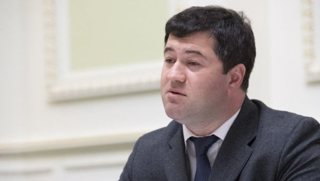 Отстраненному председателю Государственной фискальной службы Роману Насирову суд продлил еще на два месяца меру пресечения в виде 100 млн грн залога.