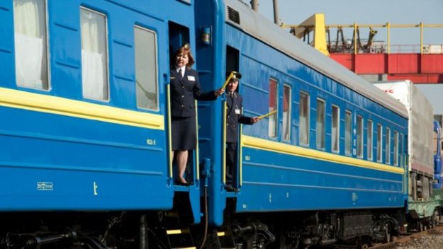С 7 февраля ПАО «Укрзализныця» расширяет перечень поездов, на которые можно оформить электронные билеты.