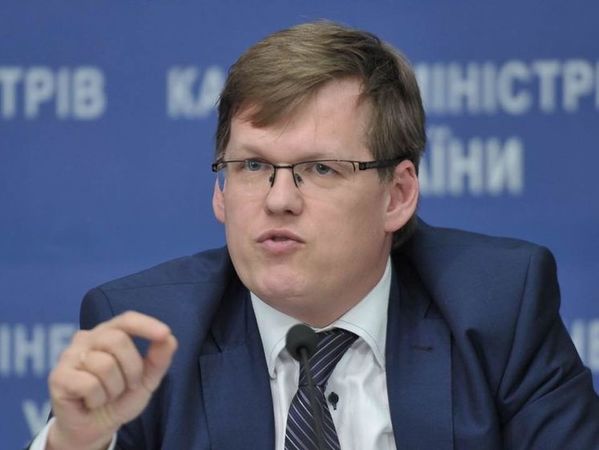 Віце-прем’єр-міністр України Павло Розенко заявив, що підвищення мінімальної заробітної плати до 4100 грн може відбутися по закінченню першого кварталу 2018 року.