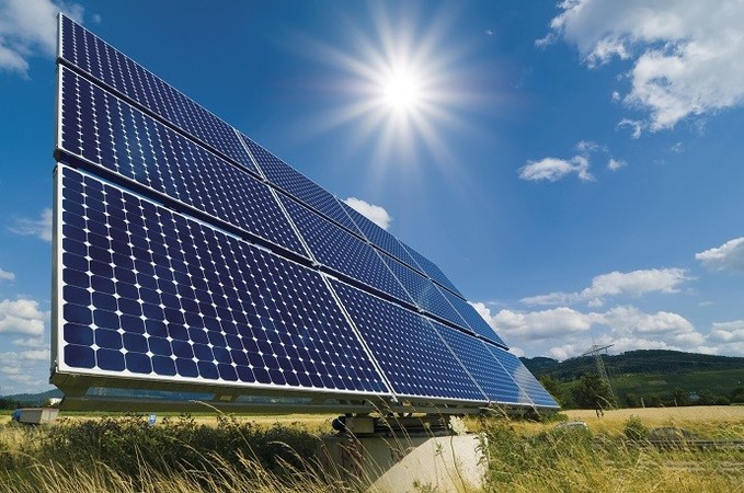 Группа компаний Kness получила финансирование от Европейского банка реконструкции и развития (ЕБРР) в сумме 25,9 млн евро для строительства трех солнечных электростанций в Винницкой области, которые будут иметь общую мощность 33,9 МВт.