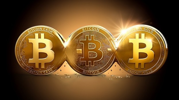 Основная криптовалюта Bitcoin подешевела до $7,940 тыс.