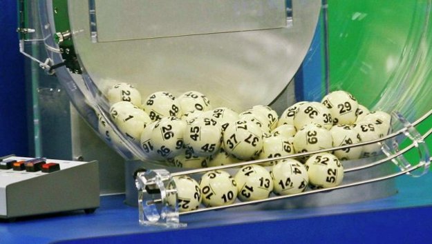 Украинские чиновники в 2015-2018 годах указали в своих декларациях выигрыш в лотерее и на букмекерских ставках в размере 7,874 млн грн.