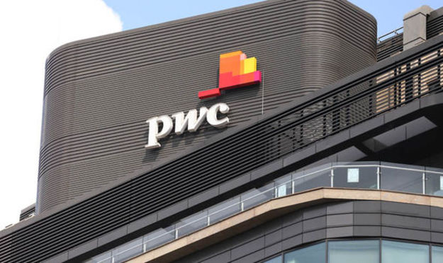 Аудиторская компания PricewaterhouseCoopers отразила в финансовой отчетности ПриватБанка риски через большую часть связанных кредитов в портфеле.