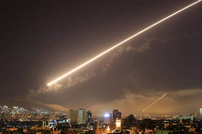 Головна подія минулих вихідних — ракетні удари США, Великобританії і Франції по Сирії вранці 14 квітня.