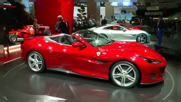 Виробник спортивних і гоночних автомобілів, компанія Ferrari проводить випробування автомобілів з гібридним бензиново-електричним двигуном.