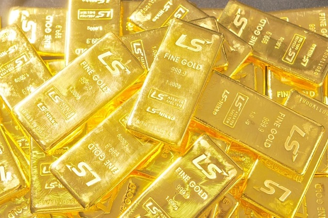 Национальный банк не изменил официальный курс золота и серебра.