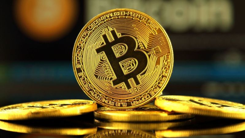 Bitcoin може зміцнитися до 9500 доларів, незважаючи на зниження за останню добу.