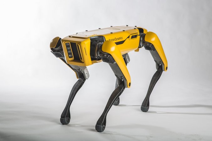 Американская компания Boston Dynamics, которая уже 26 лет занимается разработкой и созданием роботов, наконец решилась продавать свою продукцию.